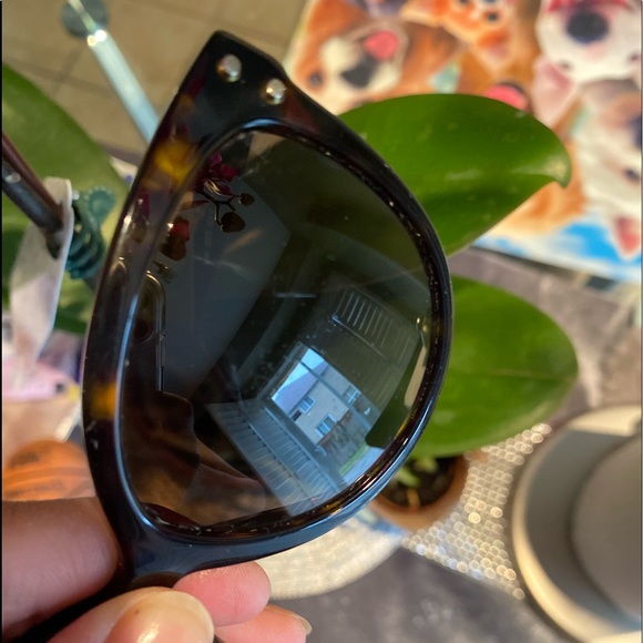 (SOLD PRIVATELY) Micheal kors polarized sunglasses - Picture 8 of 8